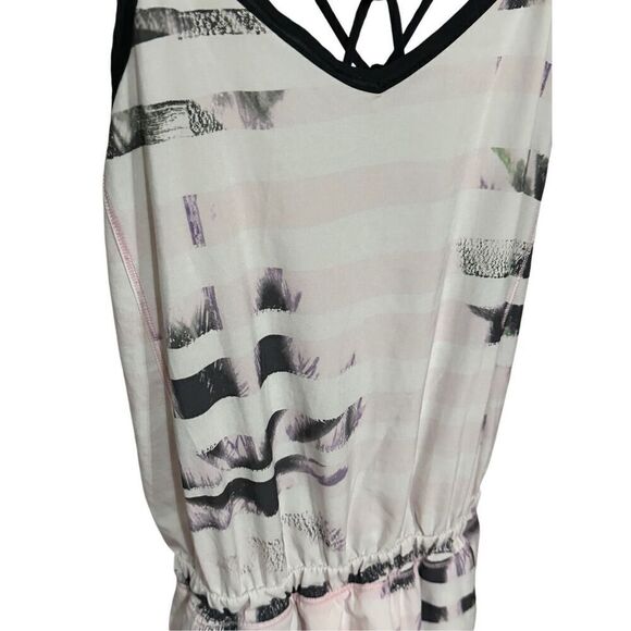 Lululemon Sweaty or Not Runsie Tennis Romper Skort Sz 4 Comfort Sunset Stripe Bl - Picture 6 of 12